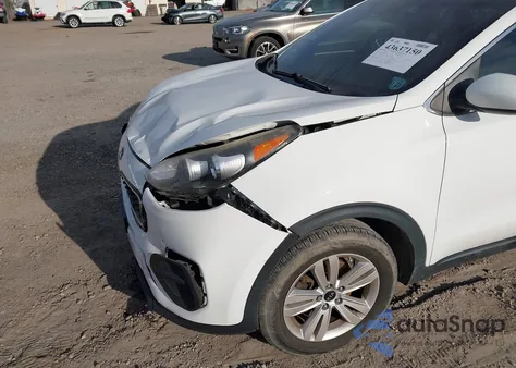 2017 Kia Sportage Lx z USA, uszkodzony, nr VIN KNDPM3AC5H7042650